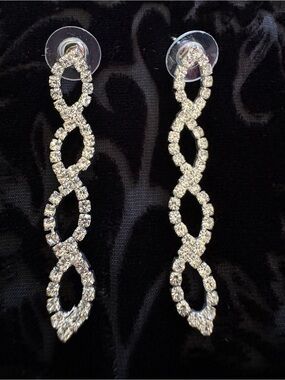 Rhinestone Twisted Drop Earrings in Silver